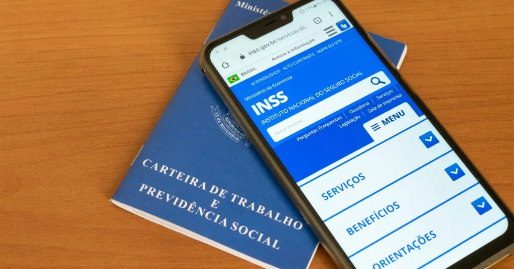 Capa do artigo “O Novo Teto do INSS em 2025: O Que Muda para os Segurados?”